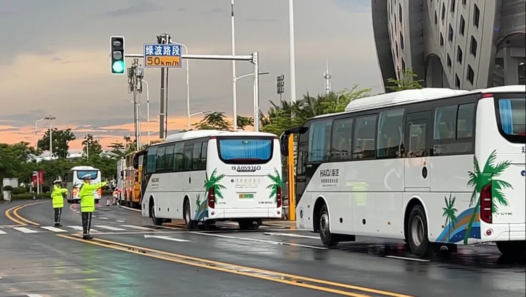 九游官方网页版符人恩一行赴美兰空港深